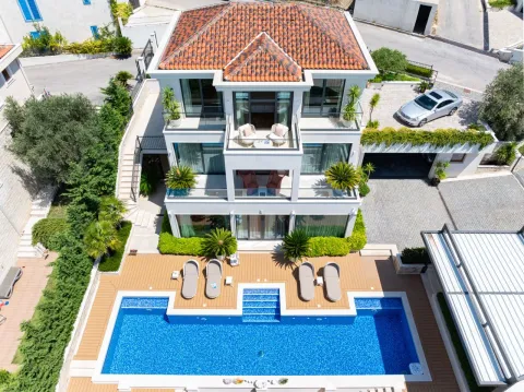 Sale, house, 400m², Blizikuće, Budva - image 2