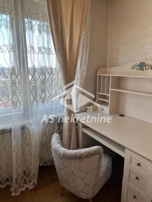 Rent, three bedroom apartment, 80m², Čubura, Beograd