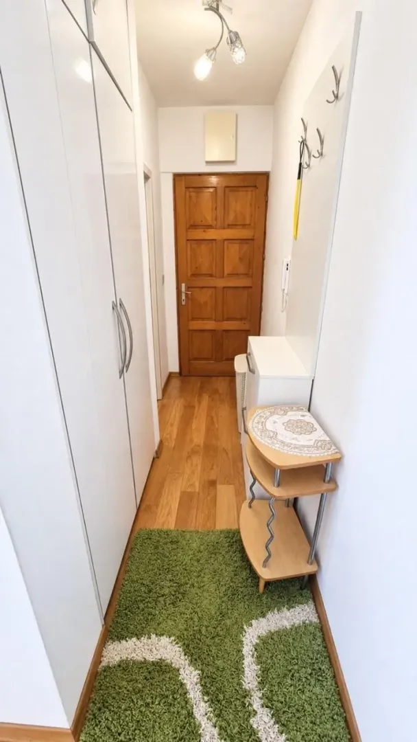 Izdavanje, garsonjera, 31m², Centar, Tivat