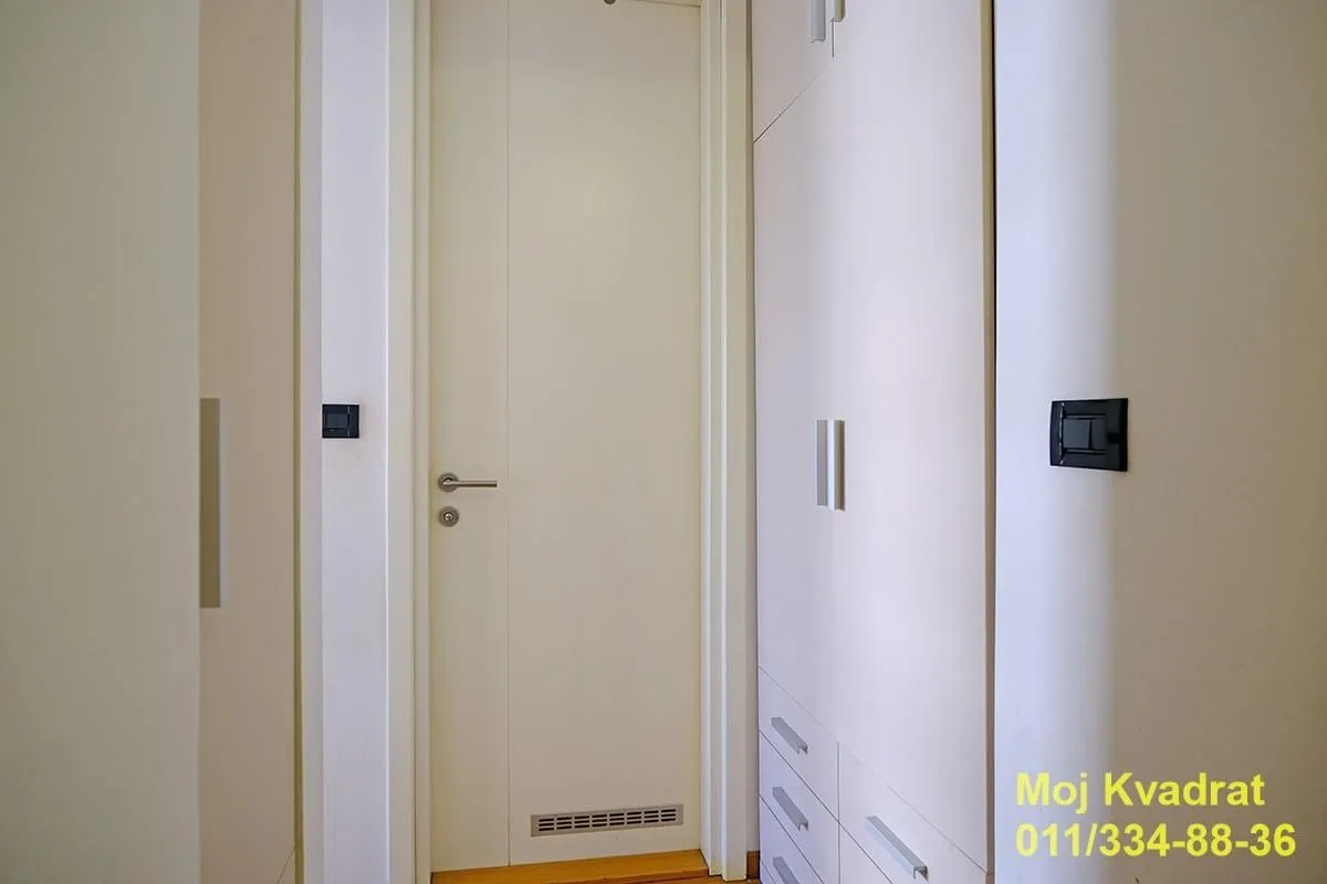 Prodaja, dvosoban stan, 60m², Novi Beograd Blok 67, Novi Beograd Sve Podlokacije