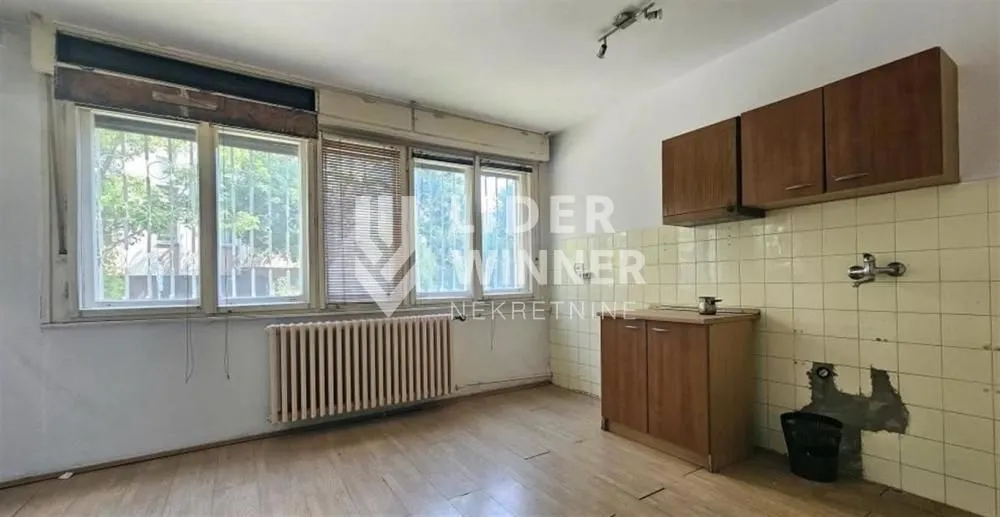 Sale, three bedroom apartment, 89m², Stari Grad, Beograd