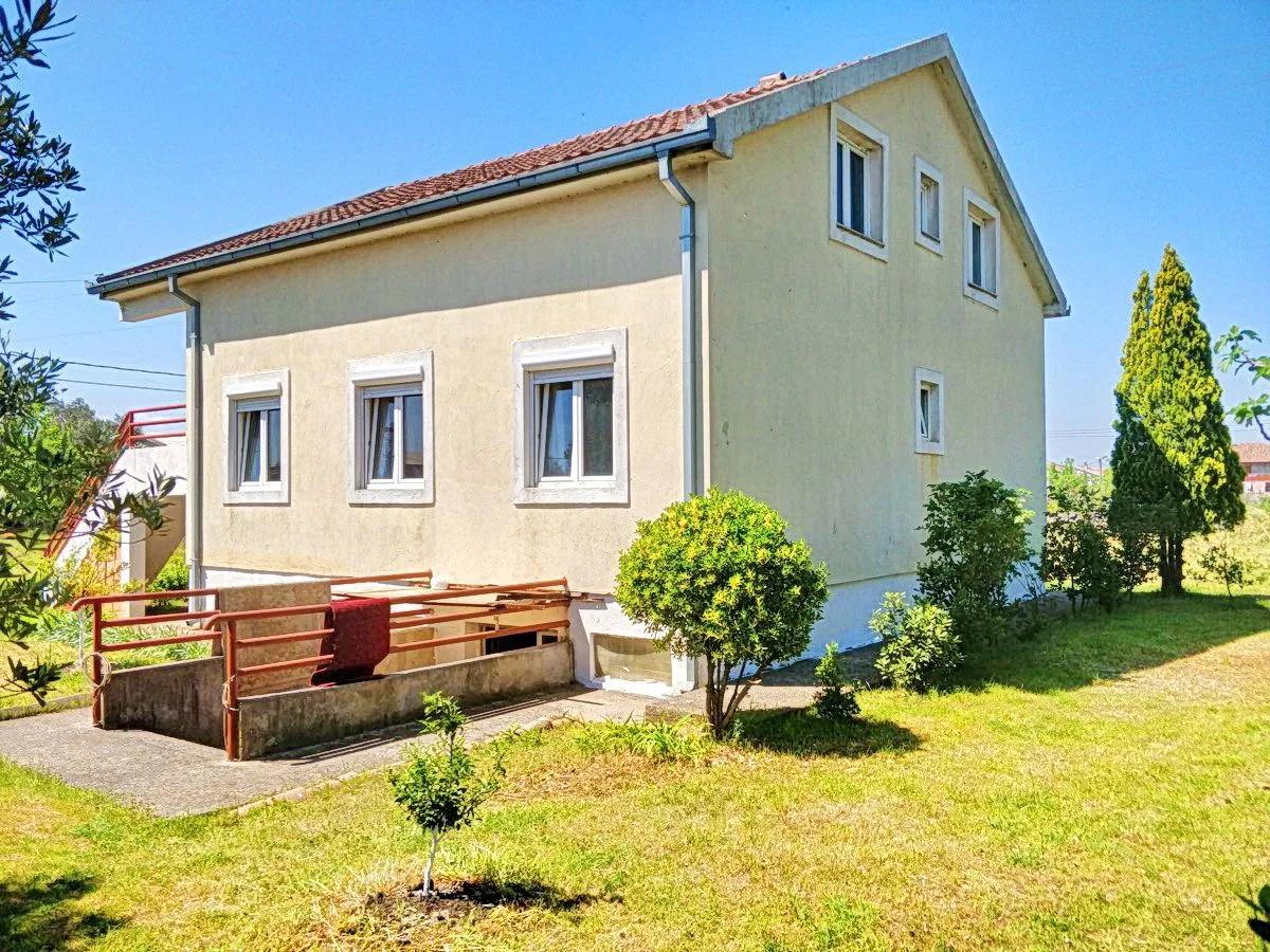 Sale, house, 220m², Podgorica, Crna Gora