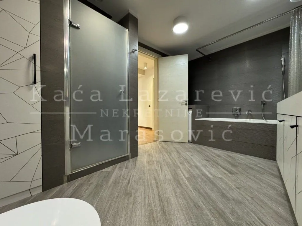 Sale, apartment, 174m², Vračar Hram, Vračar Sve Podlokacije