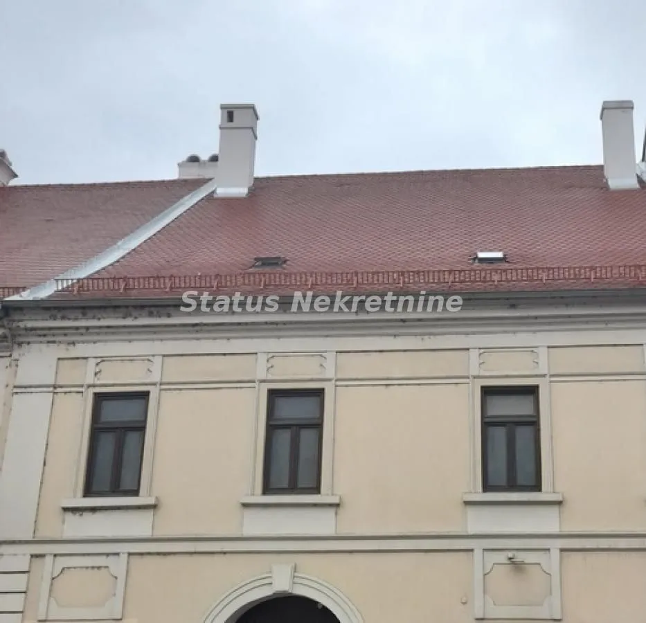 Prodaja, četvorosoban stan, 188m², Petrovaradin, Novi Sad