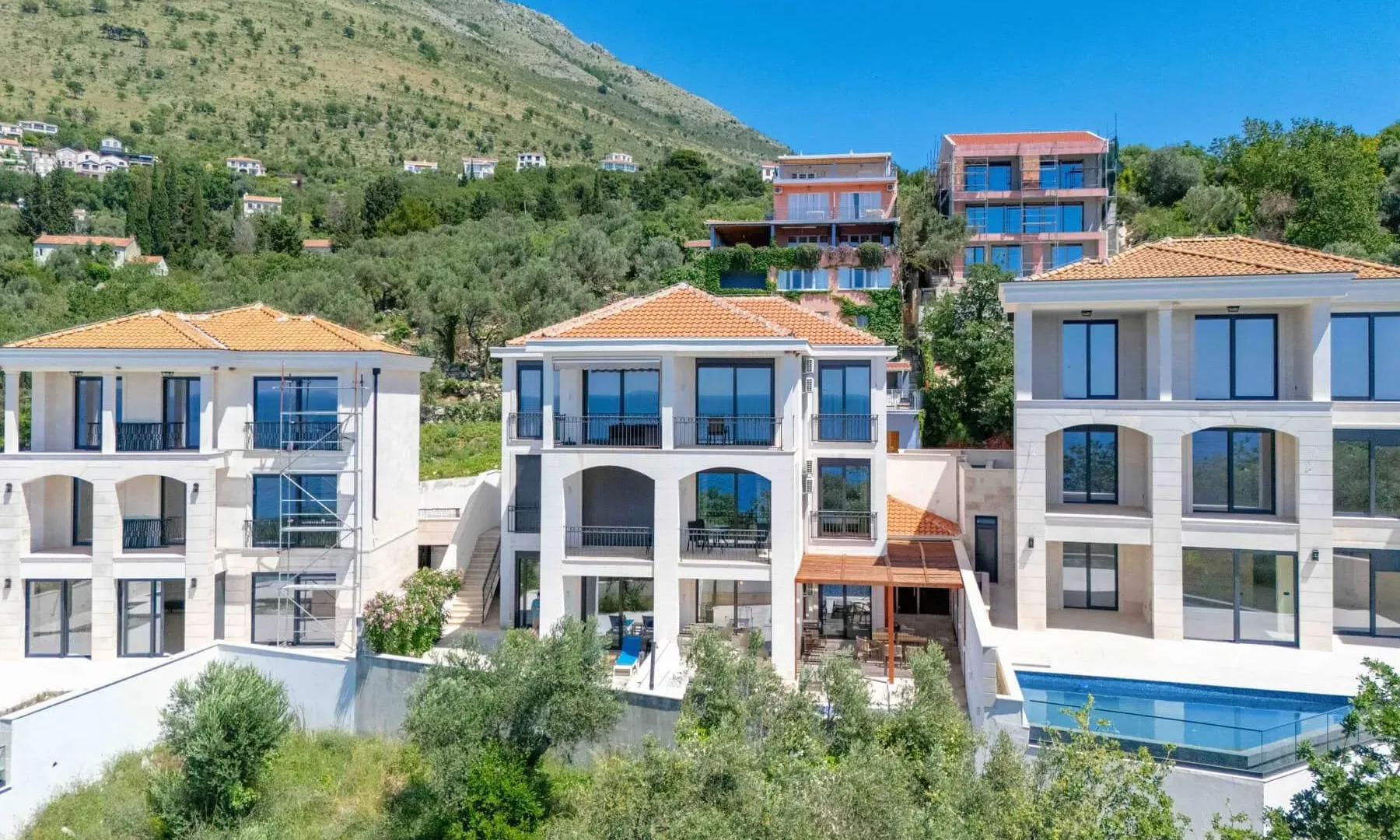 Sale, one bedroom apartment, 54m², Petrovac, Budva