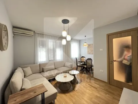 Izdavanje, dvosoban stan, 80m², Gintaš, Podgorica - image 5