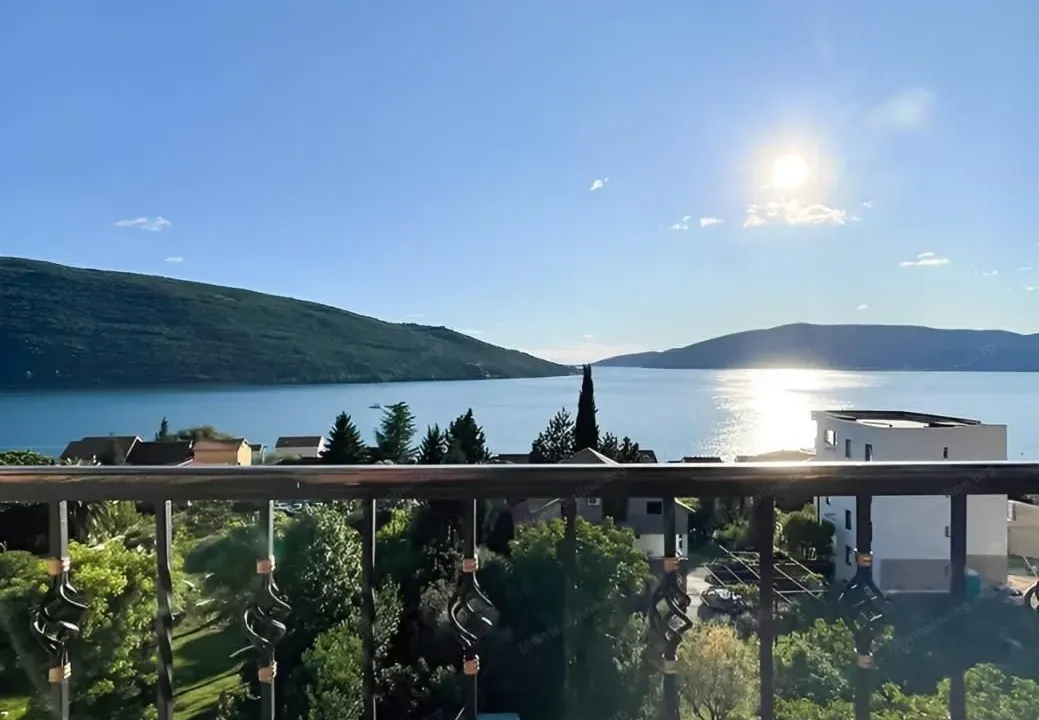Prodaja, jednosoban stan, 37m², Kumbor, Herceg Novi