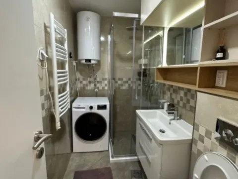 Rent, two bedroom apartment, 64m², Cetinje, Crna Gora - image 3