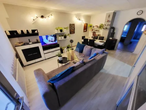 Prodaja, trosoban stan, 69m², Petrovaradin, Novi Sad - image 2