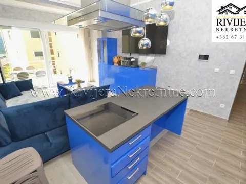 Sale, two bedroom apartment, 66m², Đenovići, Herceg Novi
