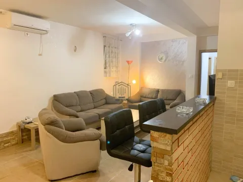 Izdavanje, dvosoban stan, 57m², Zabjelo, Podgorica - image 2