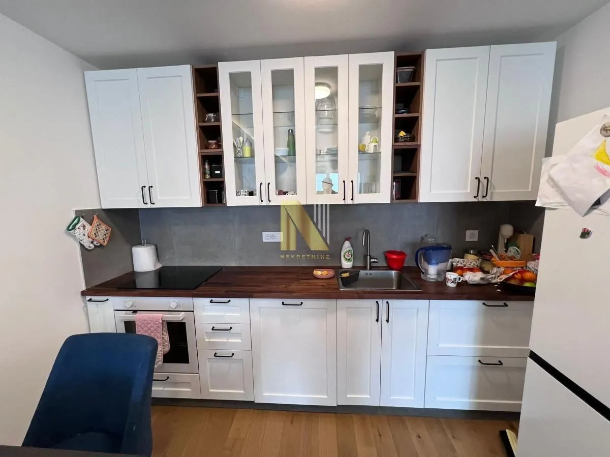 Prodaja, trosoban stan, 65m², Bulevar Evrope, Novi Sad Sve Podlokacije