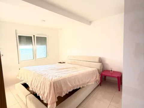 Prodaja, kuća, 207m², Dobre Vode, Bar - image 2