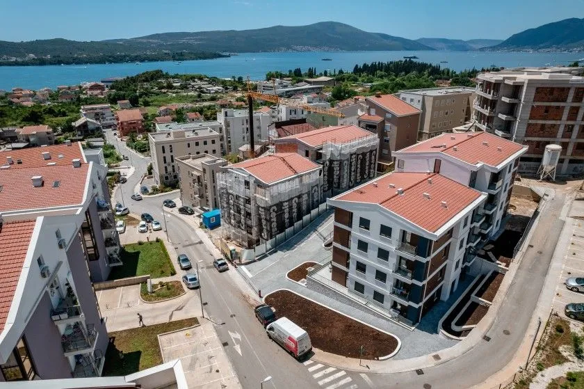 Prodaja, dvosoban stan, 66m², Kava, Tivat
