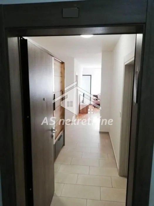 Izdavanje, dvosoban stan, 49m², Hala Pionir, Palilula Sve Podlokacije