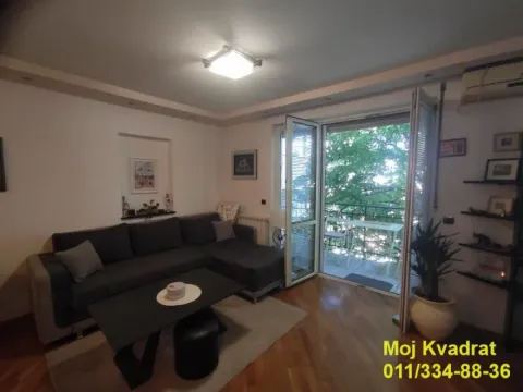Sale, two bedroom apartment, 54m², Kalenić Pijaca, Vračar Sve Podlokacije - image 2