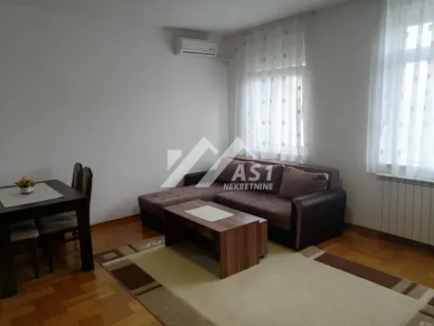 Izdavanje, dvosoban stan, 50m2, Rotkvarija, Novi Sad, Novi Sad Izdavanje, dvosoban stan, 50m2, Rotkvarija, Novi Sad, Novi Sad