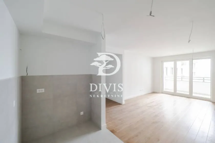 Prodaja, trosoban stan, 83m², Cerak Vinogradi, Beograd