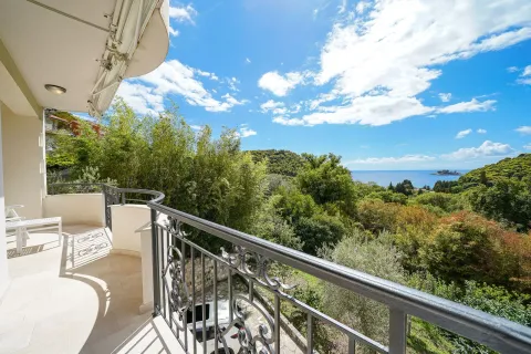Prodaja, trosoban stan, 86m², Petrovac, Budva - image 4