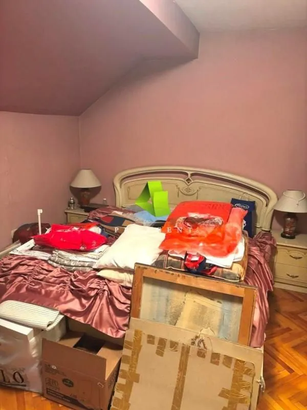 Prodaja, trosoban stan, 77m², Palilula, Niš
