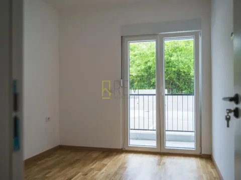 Sale, one bedroom apartment, 41m², Gorica C, Podgorica - image 9