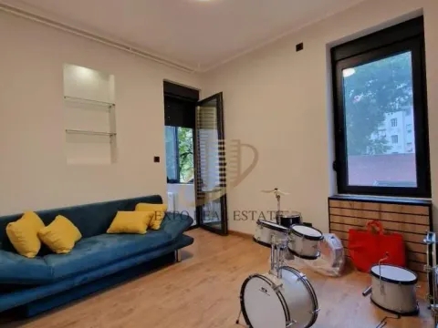 Prodaja, trosoban stan, 100m², Stari grad, Novi Sad - image 14