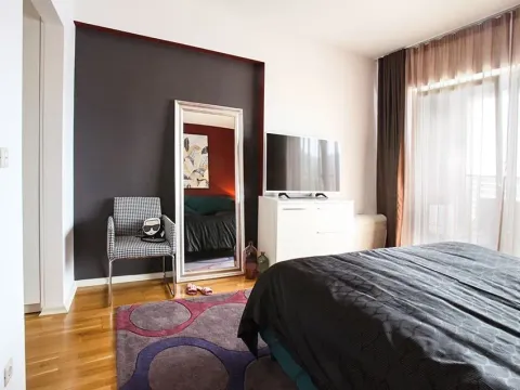 Izdavanje, trosoban stan, 198m², Budva, Crna Gora - image 26