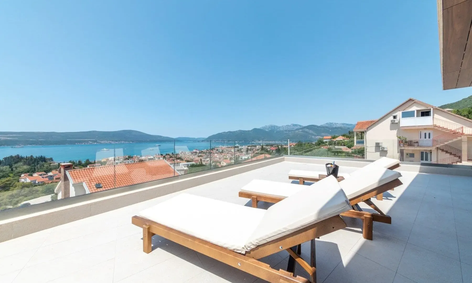 Prodaja, kuća, 311m², Marići, Tivat