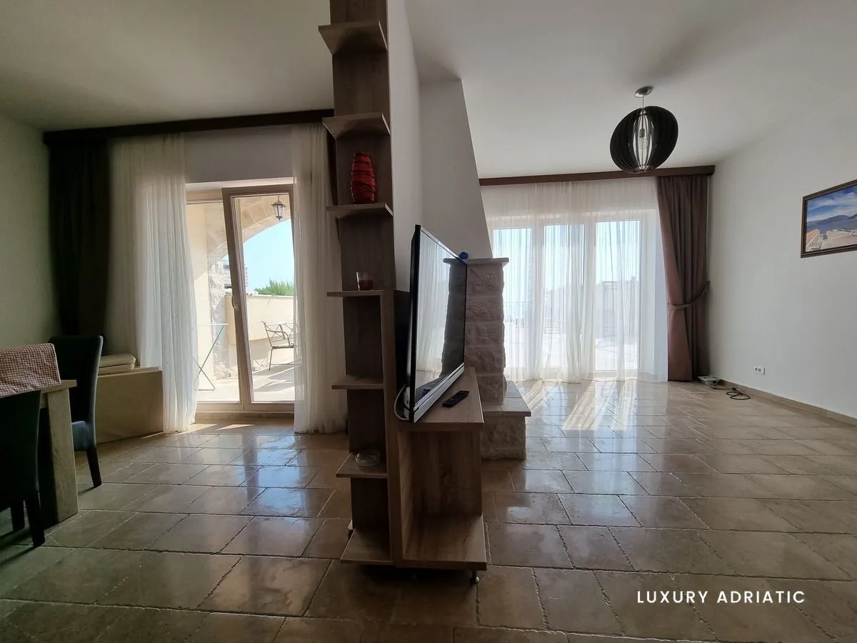 Sale, house, 1000m², Reževići, Budva