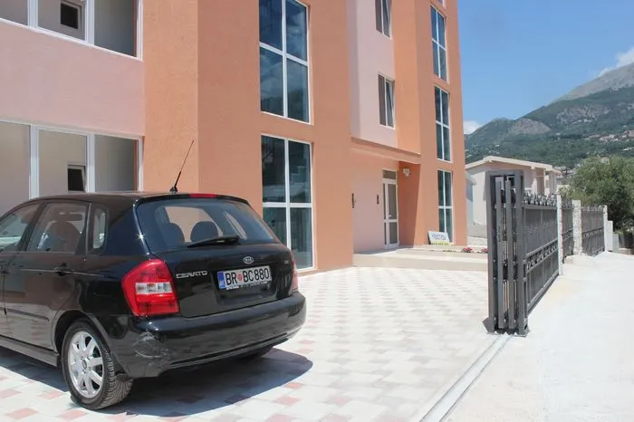 Prodaja, stan, 84m², Dobra Voda, Bar