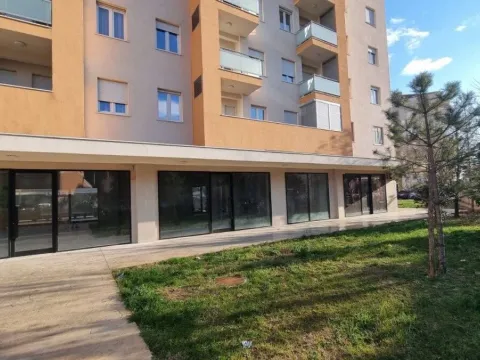 Sale, office space, 130m², Zagorič, Podgorica - image 1