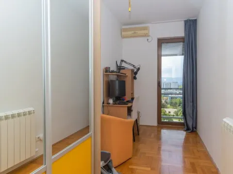 Prodaja, dvosoban stan, 68m², Preko Morače, Podgorica - image 5