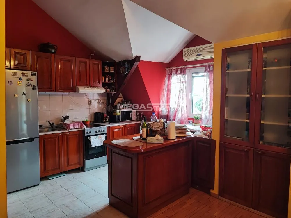 Sale, two bedroom apartment, 74m², Karaburma, Palilula Sve Podlokacije