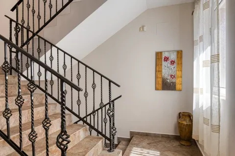 Prodaja, kuća, 495m², Bečići, Budva - image 20