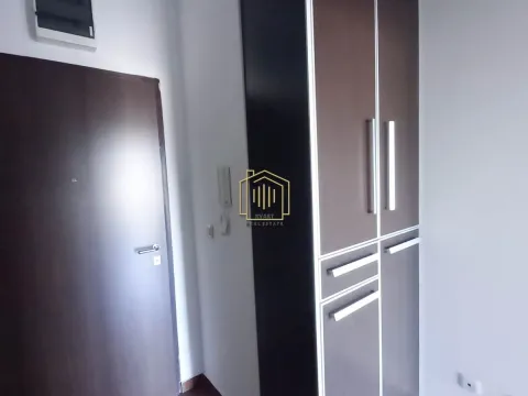 Rent, one bedroom apartment, 43m², Podgorica, Crna Gora - image 8