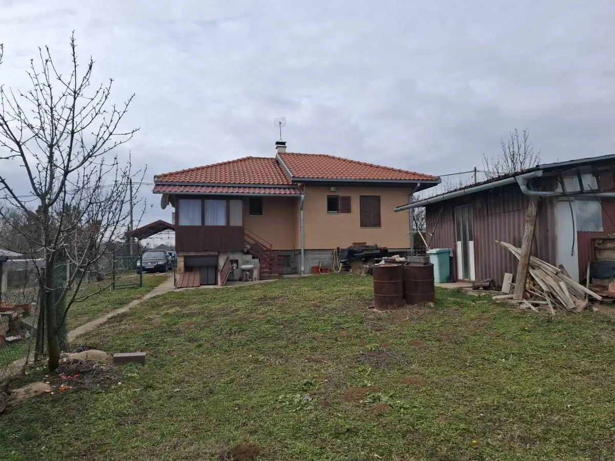 Prodaja, kuća, 71m², Inđija, Srbija