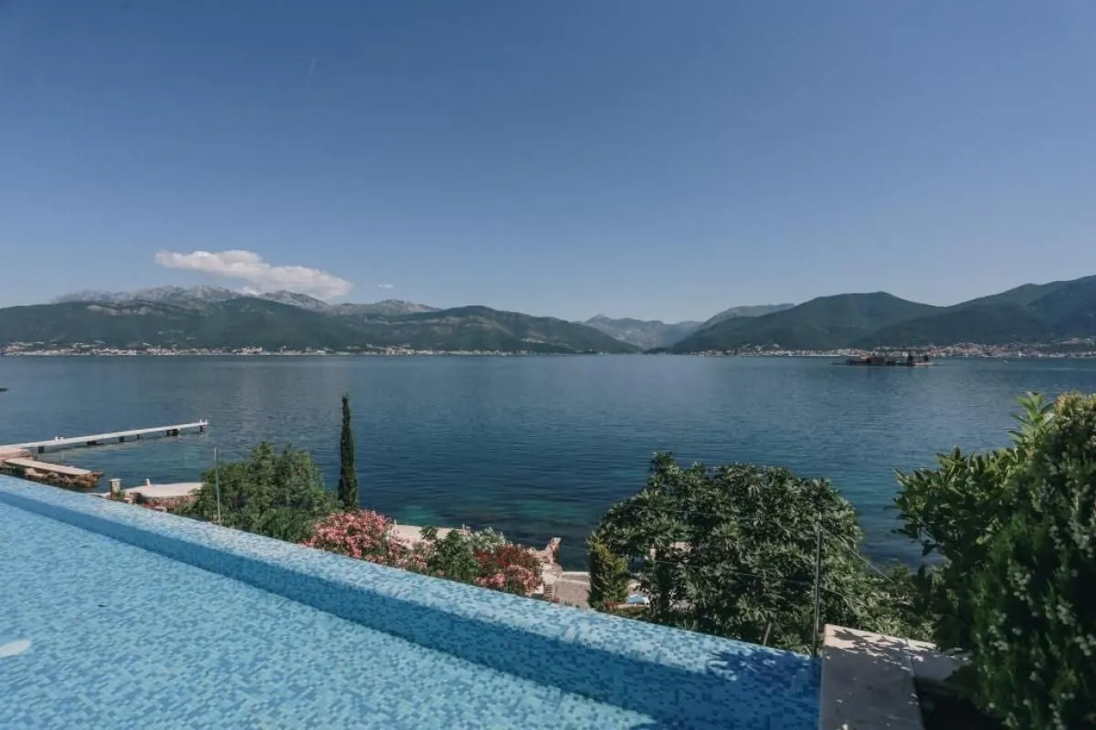 Prodaja, kuća, 517m², Krašići, Tivat