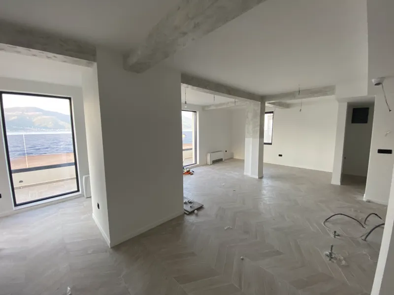 Prodaja, kuća, 225m², Krašići, Tivat