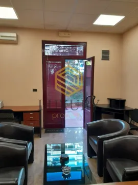 Rent, office space, 35m², Preko Morače, Podgorica - image 2