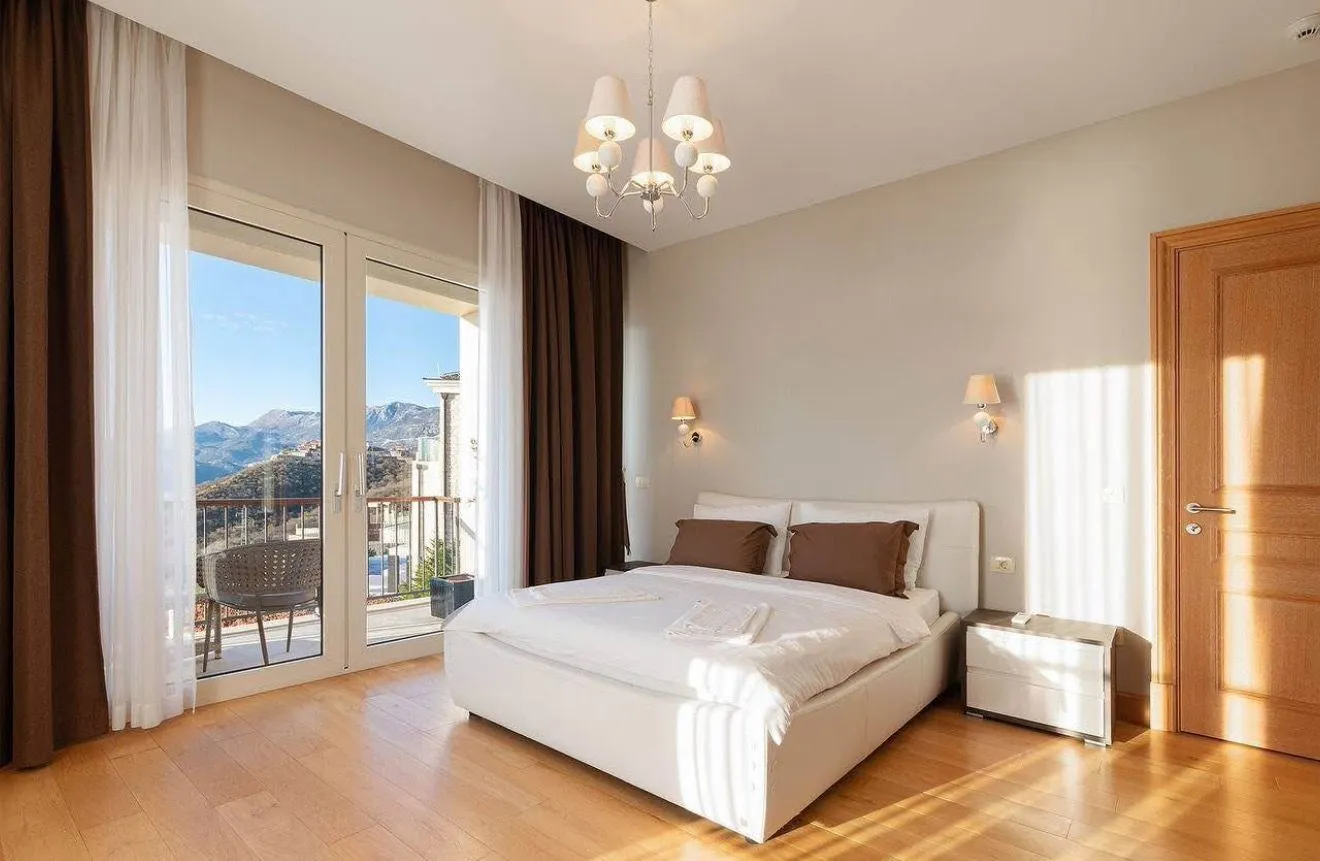Sale, house, 600m², Blizikuće, Budva