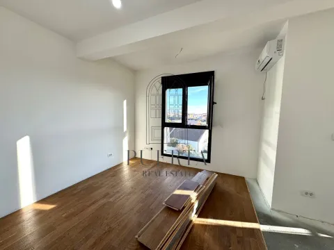 Sale, one bedroom apartment, 32m², Kod Big Fashion-a, Podgorica - image 2