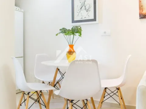 Izdavanje, trosoban stan, 56m², Sajam, Novi Sad Sve Podlokacije - image 3