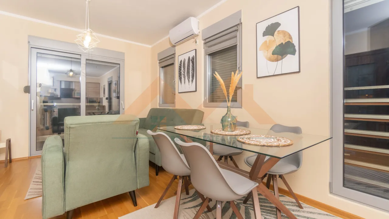 Rent, two bedroom apartment, 65m², Blok 9, Podgorica