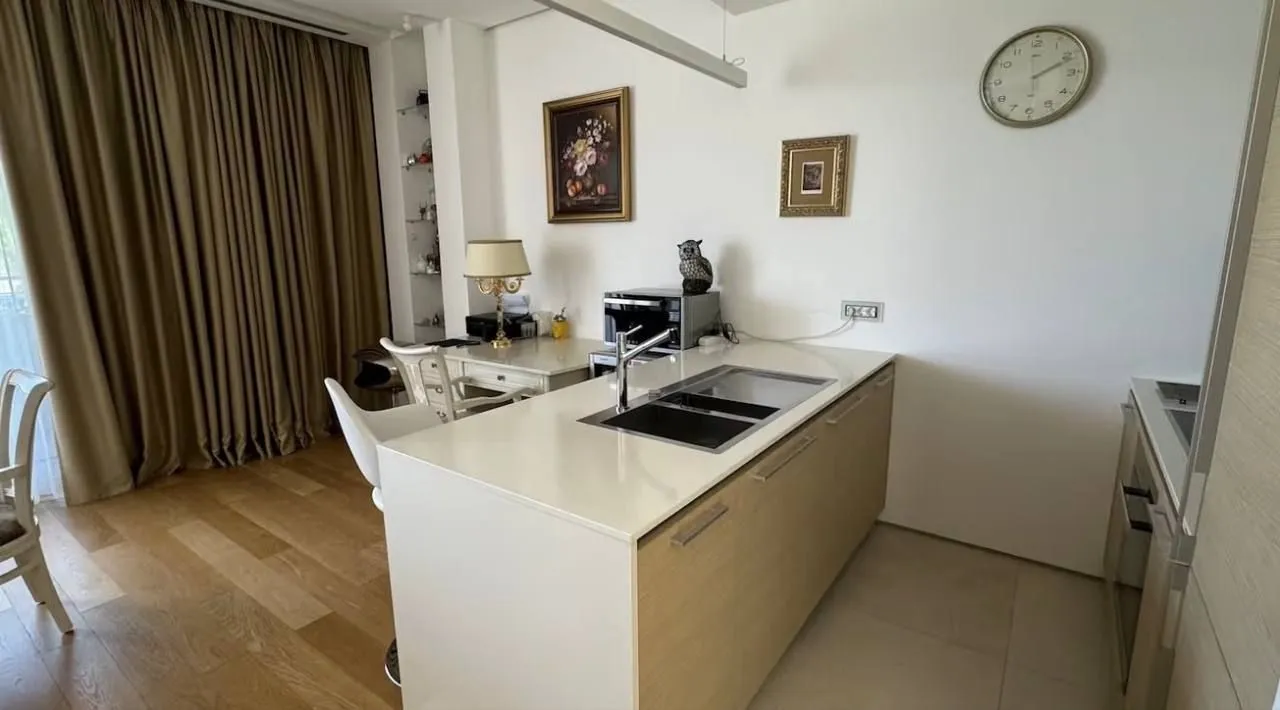 Prodaja, dvosoban stan, 141m², Dukley Gardens, Budva