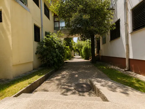Rent, two bedroom apartment, 52m², Dubovica, Budva - image 17