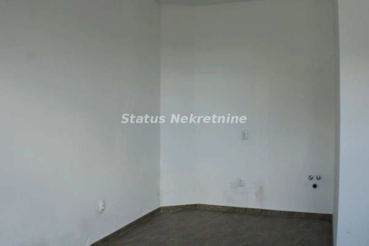 Prodaja, garsonjera, 25m², Titel, Novi Sad