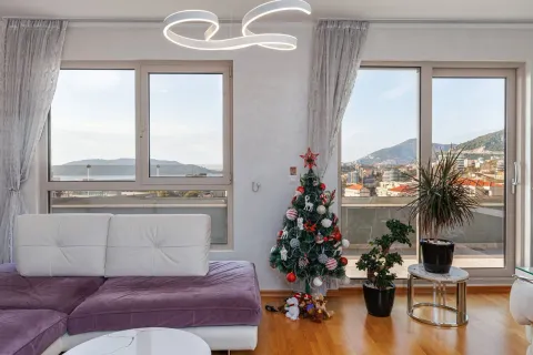 Sale, three bedroom apartment, 104m², Bečići, Budva - image 2