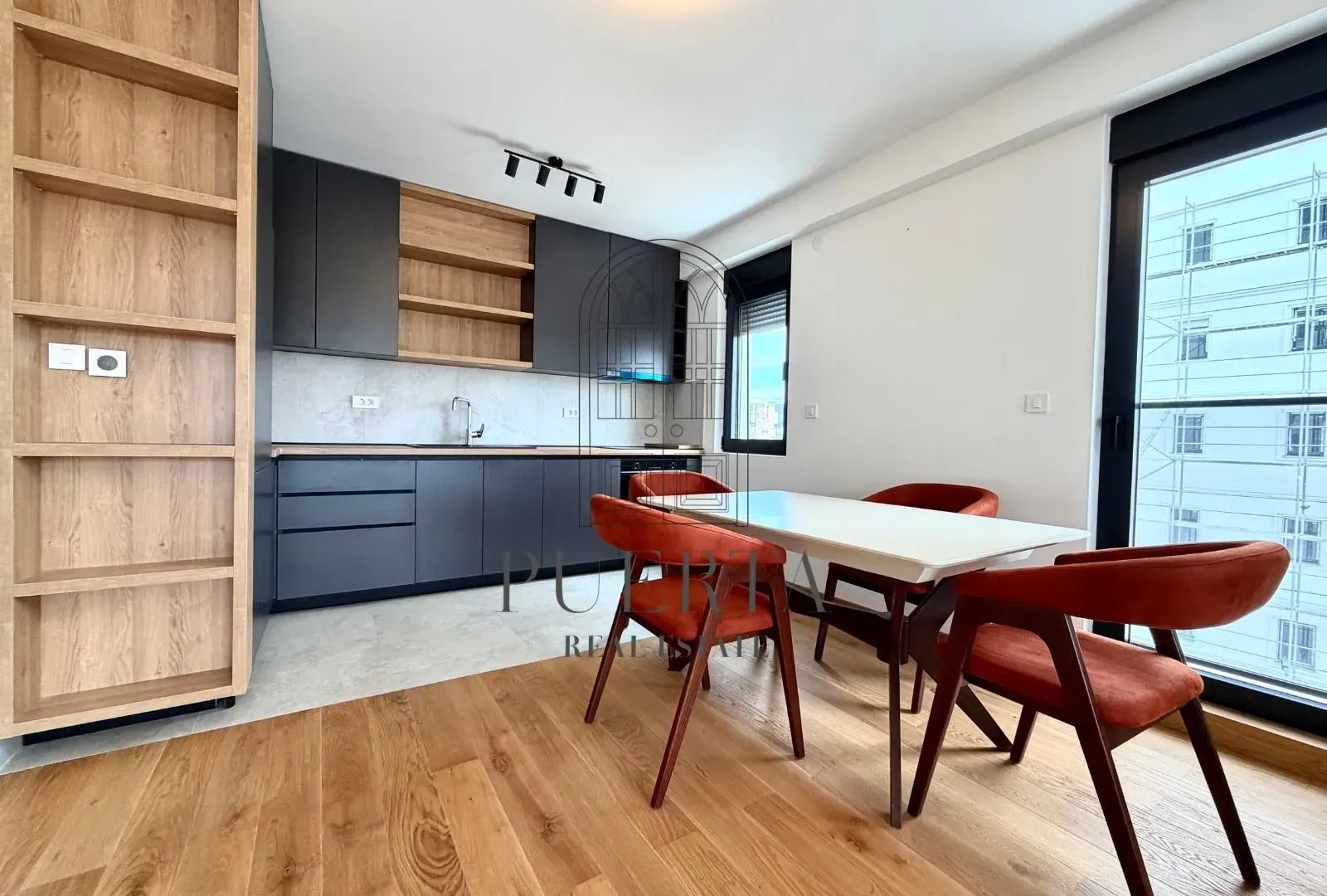 Prodaja, jednosoban stan, 57m², Tološka šuma, Podgorica