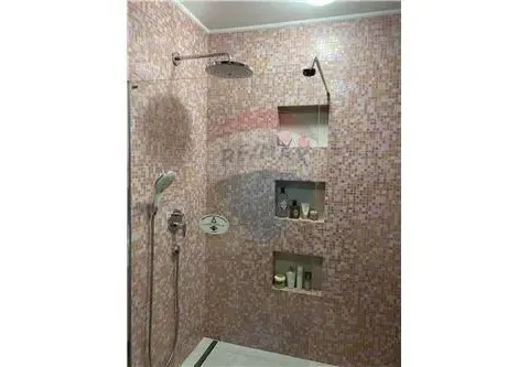 Prodaja, trosoban stan, 136m², Centar, Podgorica - image 13