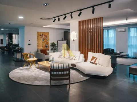 Izdavanje, poslovni prostor, 443m², Bulevar Evrope, Novi Sad Sve Podlokacije - image 8